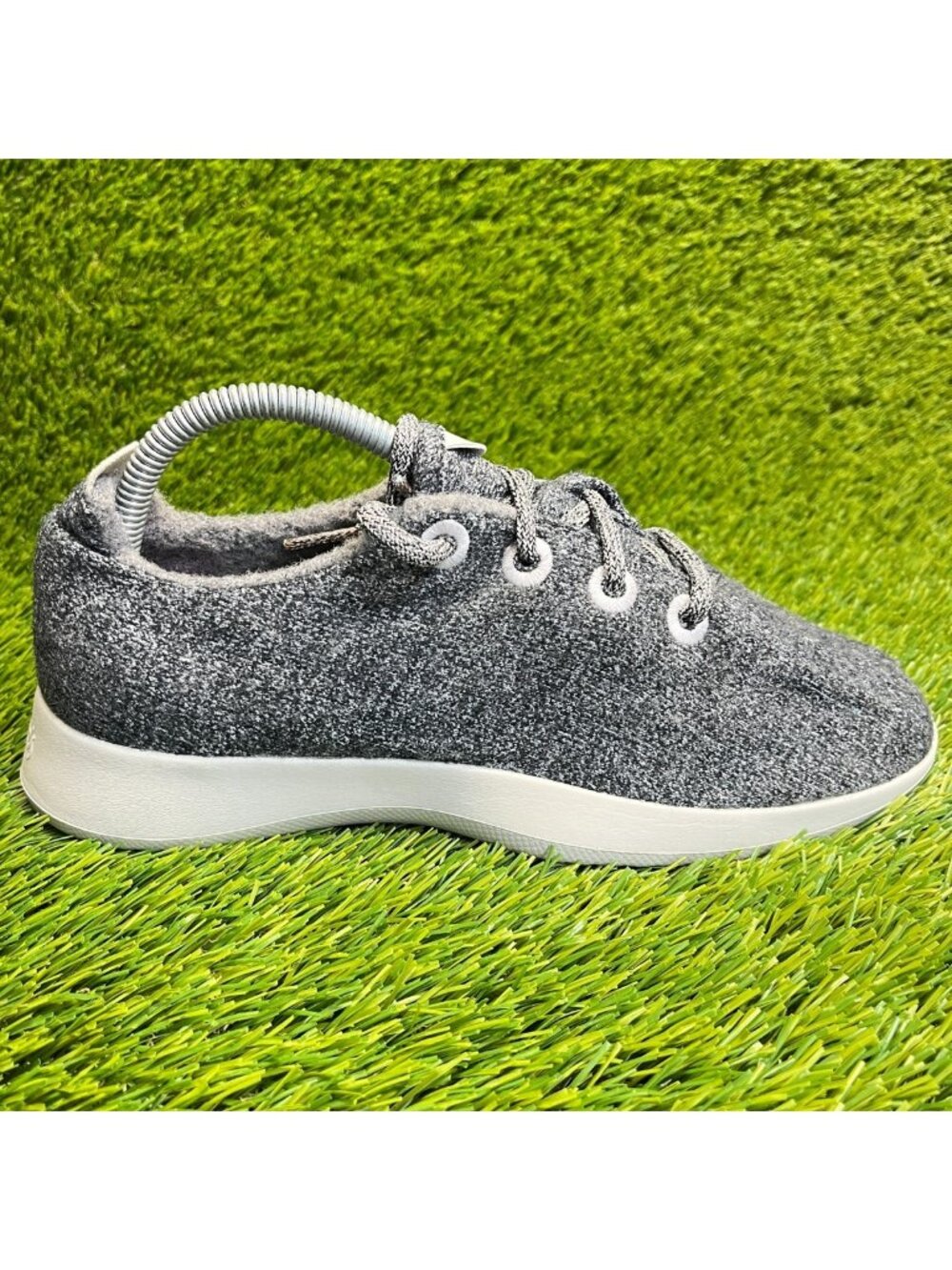 Allbirds Wool Runners Womens Size 9 Gray‎ White Casual Walking Shoes Sneakers